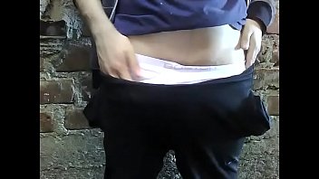 Preview 1 of Forced To Squirlt - joven de verga gruesa buscando  amigas