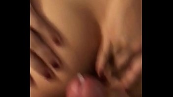 Preview 4 of Girl Pee In A Mcdonalds Floor - Arrim&aacute_ndole la pija!!! Leche en el culo de mi novia
