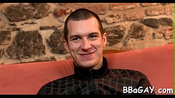 Preview 1 of Kiki Yanks - Free homosexual porn twinks