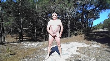Preview 2 of Star Nues - DANS LES DUNES DE CARCANS