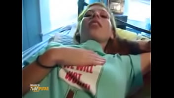 Preview 4 of Ninfeta Banheiro - Redhead gf fingered while sucking and swallowing - Tubeputas