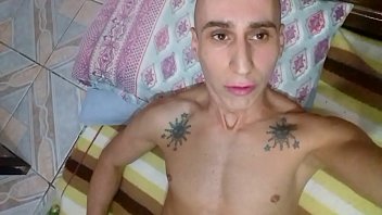 Preview 1 of Kech Missing - putao piscando cuzinho quente e indo pauzao