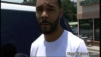 Preview 1 of Med Sax - Black Gay Muscular Man Fuck WHite Skinny Boy 19