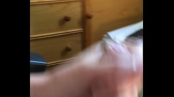 Preview 3 of Alien Pissing - trim.E90BC3CE-785A-48D7-A08B-1C139B00B39B.MOV