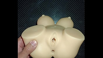 Preview 1 of Ai Gym - A Dolly le duele! Pero igual le encanta sentirme dentro de su peque&ntilde_a vagina.