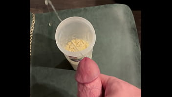 Preview 1 of Suuny Lennon - Big Dicked White Bodybuilder Cums Into His Own Protein Shake