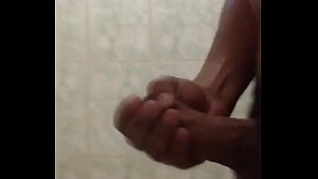 Preview 3 of Ramon Danilla - Una buena paja en la ducha