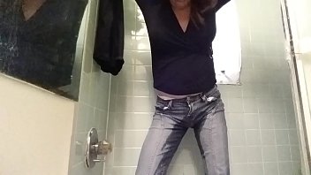 Preview 2 of Stranger Eats Wifes Pussy To - Pee Jeans long