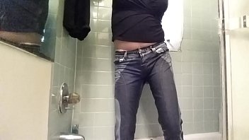 Preview 4 of Stranger Eats Wifes Pussy To - Pee Jeans long