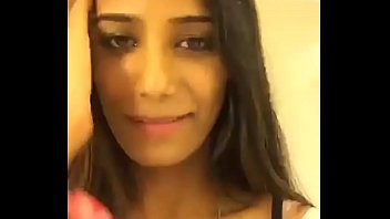 Preview 2 of Pakistani Sax Punjabi - poonam pandey nipples on instagram live video