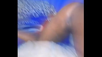 Preview 1 of Xvido New Mms - Sexy curved ebony ready to fuck
