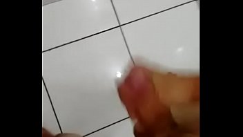 Preview 4 of Amateur Light Free Bondage - NOVINHO NA PUNHETA