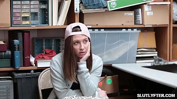 Preview 1 of Hd Xxx New Video - Sweet horny babe Hayden Hennessy having a huge meaty cock