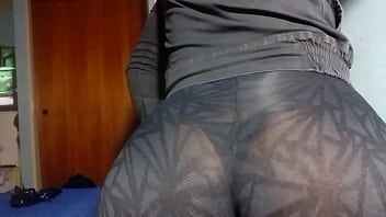 Preview 2 of Desi Chudaee - culo en calza 15