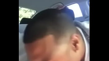 Preview 1 of Pornhdbhabi - Mamando o neg&atilde_o no carro