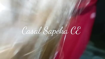 Preview 1 of Loda Into Bhose - CAVALGANDO NO PAU NO BANCO DE TR&Aacute_S DO CARRO - Continua no RED