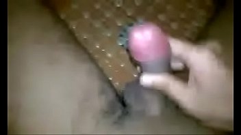 Preview 4 of Nasty Young Wife - Novinho gozando no banho