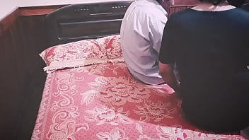 Preview 1 of Mom Abuder - Le desvirgo a esta travesti que estaba ansiosa