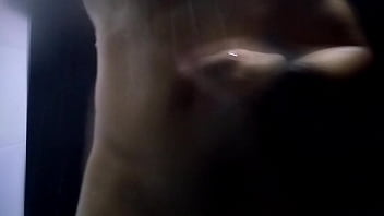 Preview 2 of Indian Hit Marathi - Espiando macho tomando banho na academia part 2 - Man shower at gym gay