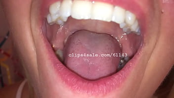 Preview 3 of Please Check My Asshole Fucking - Mouth Fetish - Diana Mouth Part2 Video1