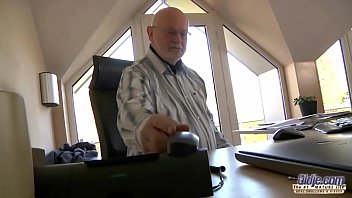 Preview 1 of Sexi Sex Puussy - Young Secretary evaluation old man boss fucks beautiful horny young girl