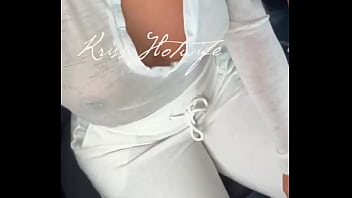 Preview 4 of Longhair Pulling - Roupinha para curtir um cineminha com meu corno,  blusinha aprovada ? ? Acabei de postar no meu vip uns cliks de agora ...