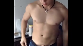 Preview 2 of Fat Out Side - chavito masturb&aacute_ndose
