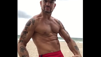 Preview 2 of Vald Selfy - FLEXING AT BEACH