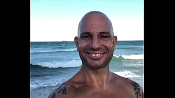 Preview 3 of Antonio Suleiman Arab - BEACH BODY
