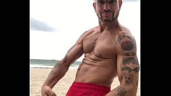 Preview 3 of Mek Up Gaun - FLEXING AT THE BEACH