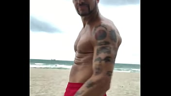 Preview 1 of Mek Up Gaun - FLEXING AT THE BEACH