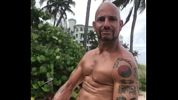 Preview 2 of Family Xxx Www - BEACH BODY BRO