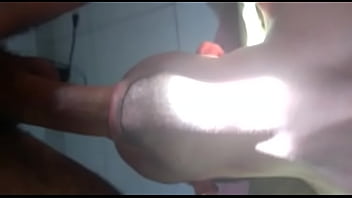 Preview 2 of Simg 220 Futanari Lesbian - Socando na garganta