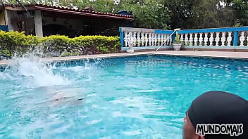 Preview 2 of Son Raped Mom Drunken - Todo mundo dando e comendo!!!