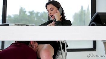 Preview 4 of Big Amateur Dom Boi Fat Hd - Georgia Jones licking her new boss pussy