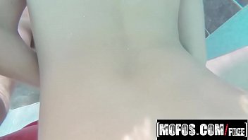 Preview 2 of Nanda Morg - Ashley Sinclair Porn Video - I Know That Girl