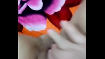 Preview 2 of Shower Hairy Cum - tocando e chamando meu nome Dlc