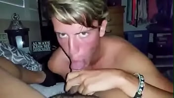 Preview 4 of Hot Capl - Loirinho tomando porra