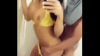 Preview 2 of Yuo Porn Horse And Women - Travesti (linda) dando pro novinho.