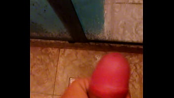 Preview 3 of Fucking A Ssbbw - Punheta bem gostosa no banho