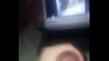 Preview 1 of Bbw Facehumping Domination - Se pajea con la foto de una amiga.