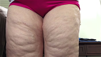 Preview 2 of Poshto Xxx Reeal - Camera man gets horny and starting jerking off his cum by accident on bubble big butt chubby milf in leggings working out booty shorts -  BBW SSBBW