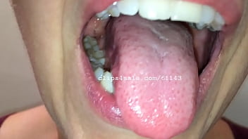 Preview 3 of Hot Boom Mo Xnxx - Mouth Fetish - Diana Mouth Part4 Video 1