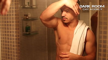 Preview 3 of Bulagrian Baby - El Chulazo de Mayo,  pornstar Jonathan Miranda SIN CENSURA
