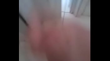 Preview 2 of Www Camz - Punheta no banheiro