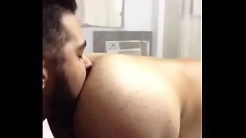 Preview 2 of Shemale Kiss Sex - Brutos - 01