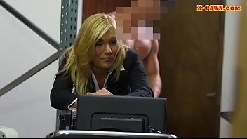 Preview 2 of Sex Melayu Asma - Blonde milf pawns her pussy and screwed