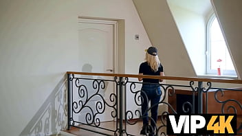 Preview 1 of Xxx Dormita - VIP4K. Delivering Pleasure