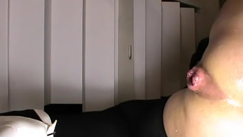 Preview 1 of Cina Casting - Dildo anale da 60 Cm con ventosa tutto dentro nero F