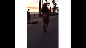 Preview 3 of Scoop Fes - Sommer Ray Enjoying the music